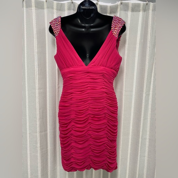 Hot Pink & Iridescent Beads Sleeveless Rouched Bodycon Homecoming Prom Dress S/M - Picture 7 of 16
